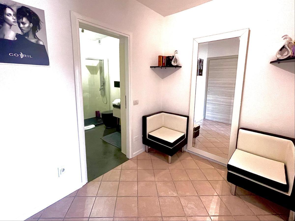 4Luciroom Olbia Luaran gambar